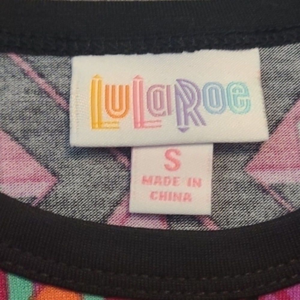 [LulaRoe] Box Randy Tee - Size S - Picture 6 of 8